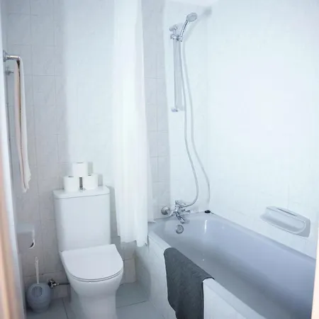 Konnos Bay Gardens 프로타라스