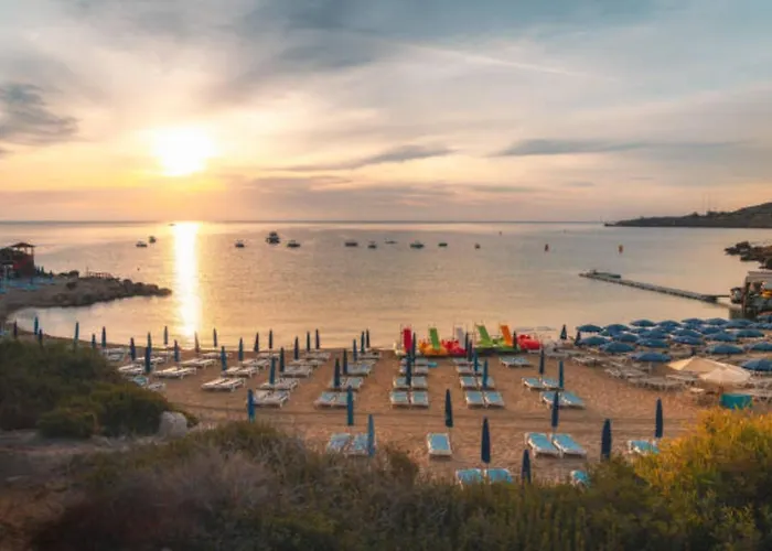 Konnos Bay Gardens 2*