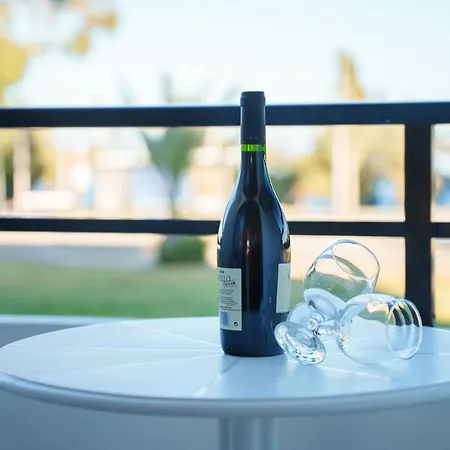 公寓式酒店 Konnos Bay Gardens 2*