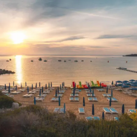 Konnos Bay Gardens 2*